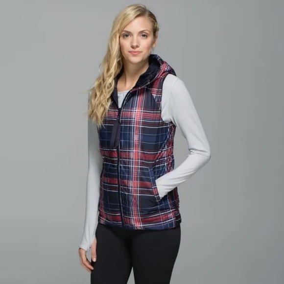 Lululemon The Fluffiest Vest size 10 - Picture 2 of 12